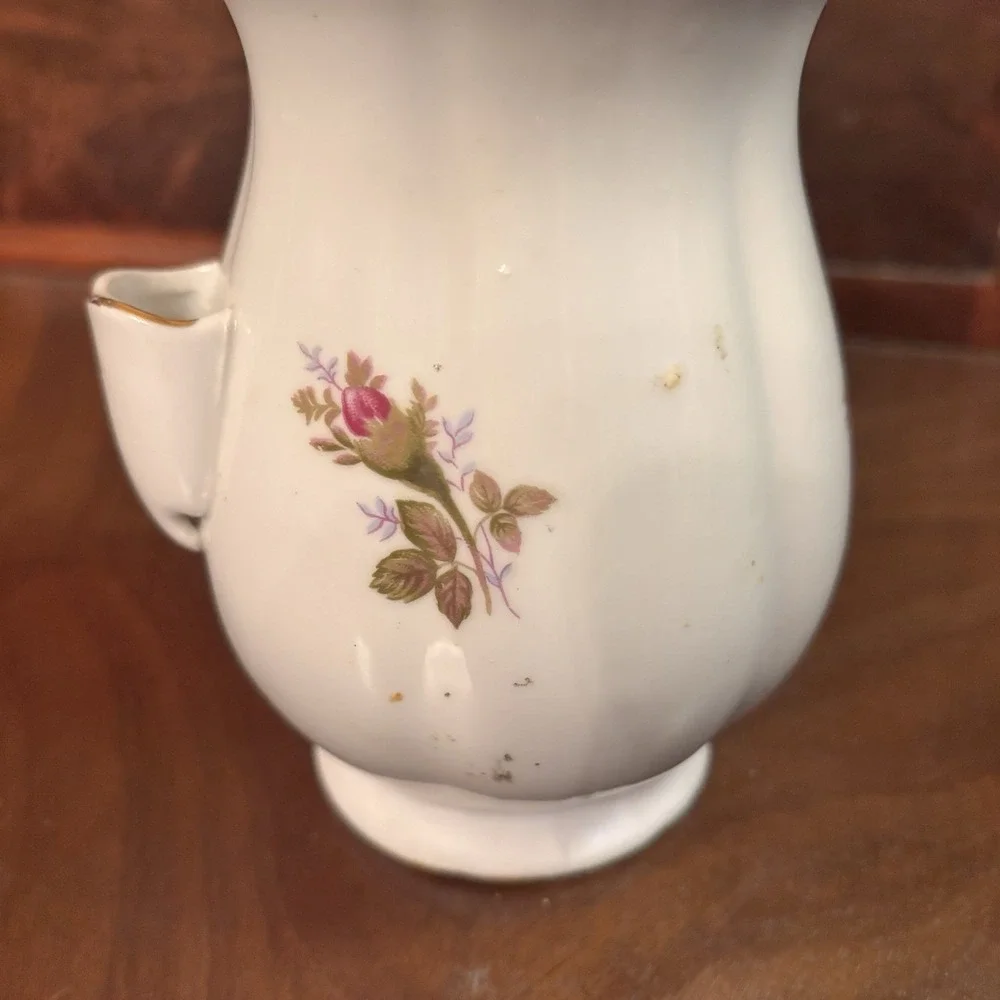Vintage Betson's  Porcelain Instant Coffee Pot Jar w Lid Floral Gold Trim‎ Japan
